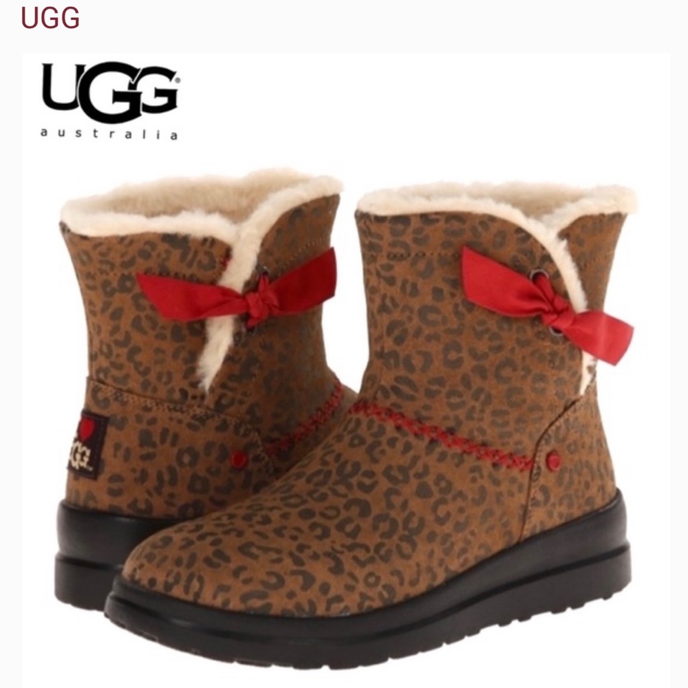 UGG Knotty Leopard Print I Heart UGG Boot Size 11 Like New